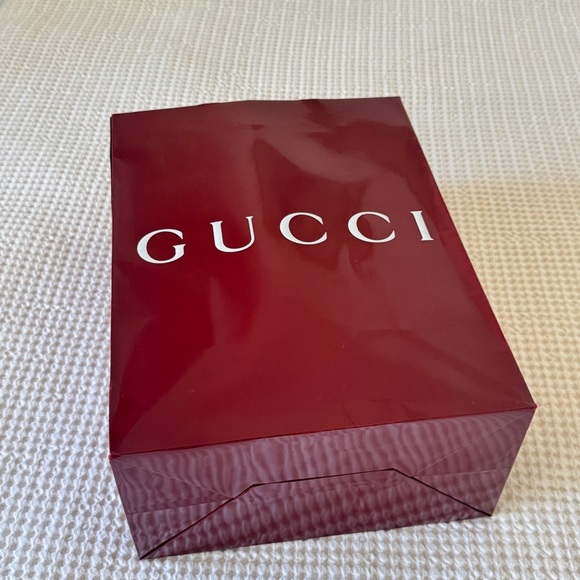 Gucci Burgundy Shopping Bag with White Handles - Picture 3 of 3